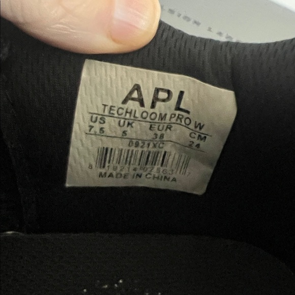 Knit APL Women’s techloom pro 7.5 black heather grey white workout sneakers gym - Picture 8 of 11